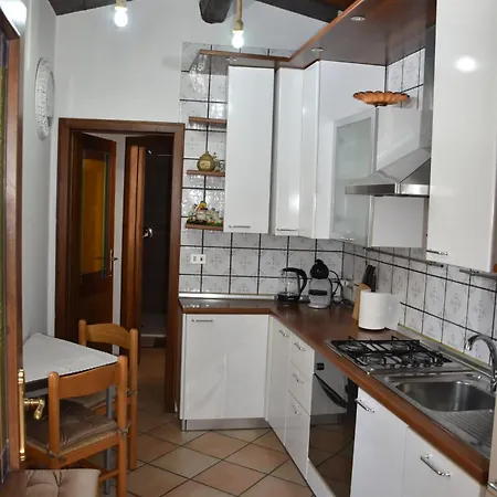 Apartment Unipol Arena *